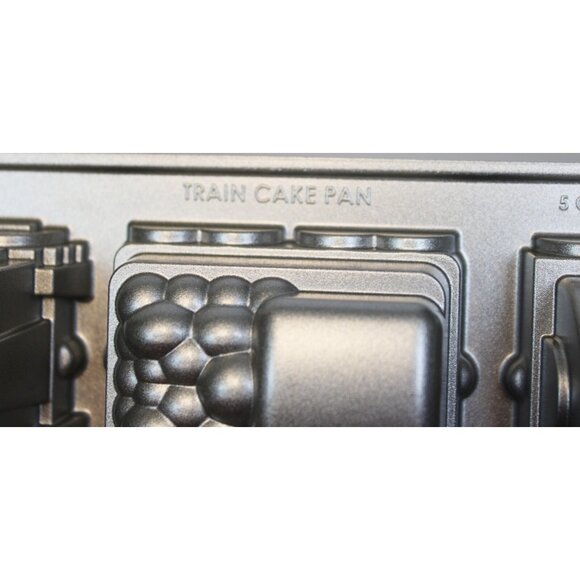 NEW Nordic Ware Train Cake Pan 3D 5 cup Mini Bundt Non Stick #59037 - Picture 7 of 8